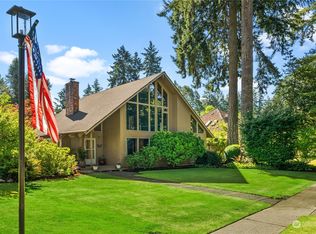 3 Lakeside Country Clb SW, Lakewood, WA 98498
