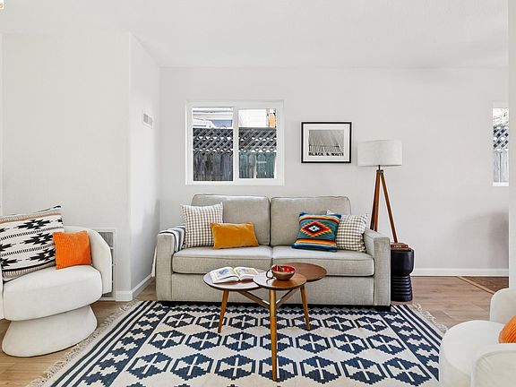 5th image of 1738 10th St