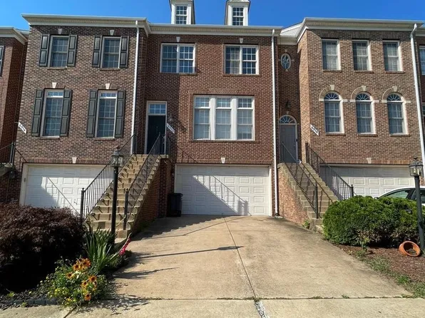 6912 Witton Cir, Gainesville, VA 20155