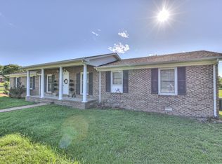 703 Dow Dr, Shelbyville, TN 37160