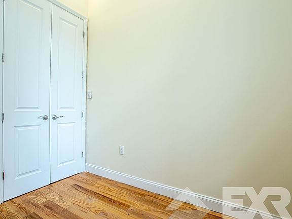 4th image of 637 Saint Marks Ave #3G3