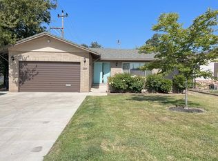 357 N Lincoln Way, Galt, CA 95632