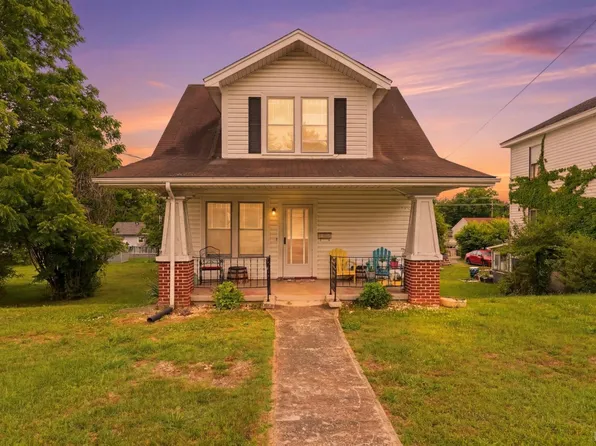1213 Main St, Altavista, VA 24517