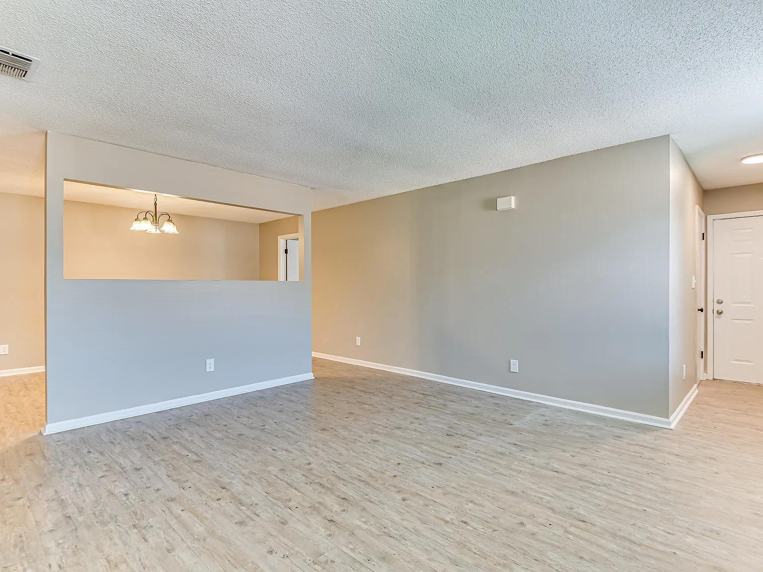 Powder House Apartments — Photo 3