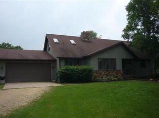 N9403 Anacker Rd, Portage, WI 53901