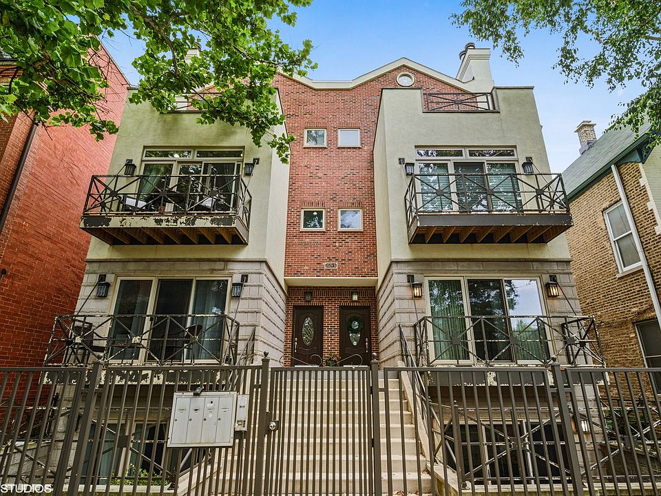 1st image of 2029 W Saint Paul Ave #2E