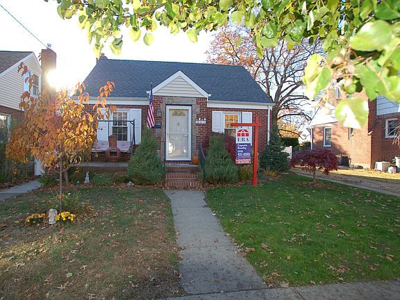 2nd image of 43 Plymouth St