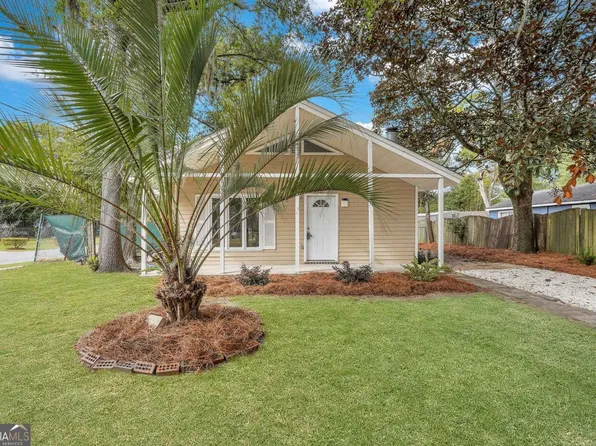 3223 Hazel St, Savannah, GA 31404