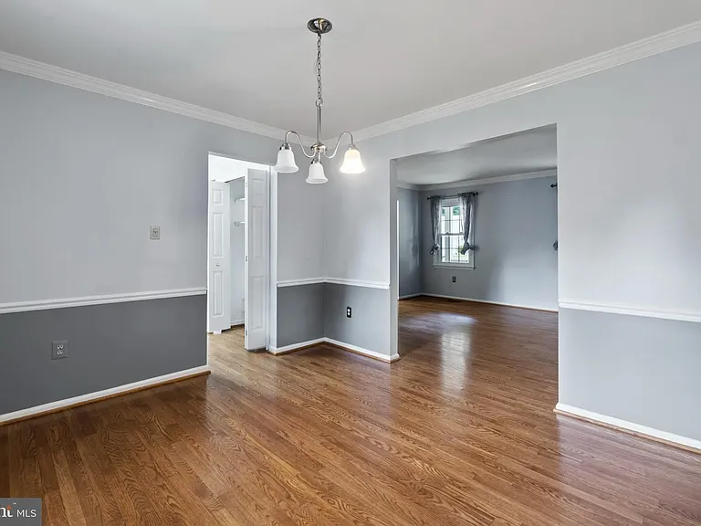 9707 Rossetti Ct — Photo 18