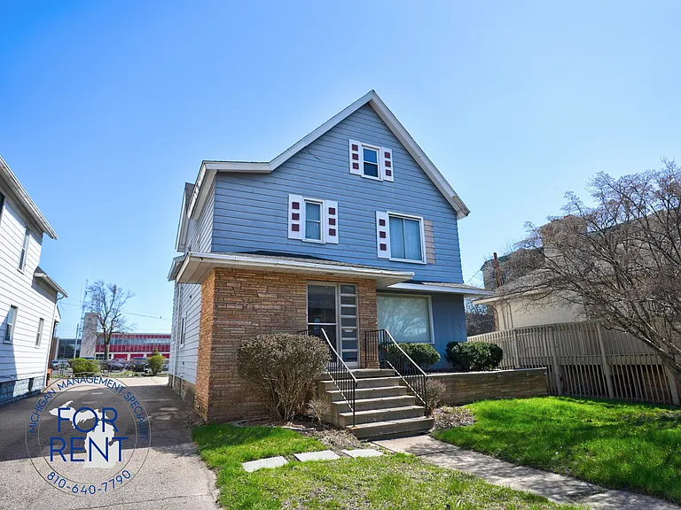 310 E Court St #1 — Photo 29