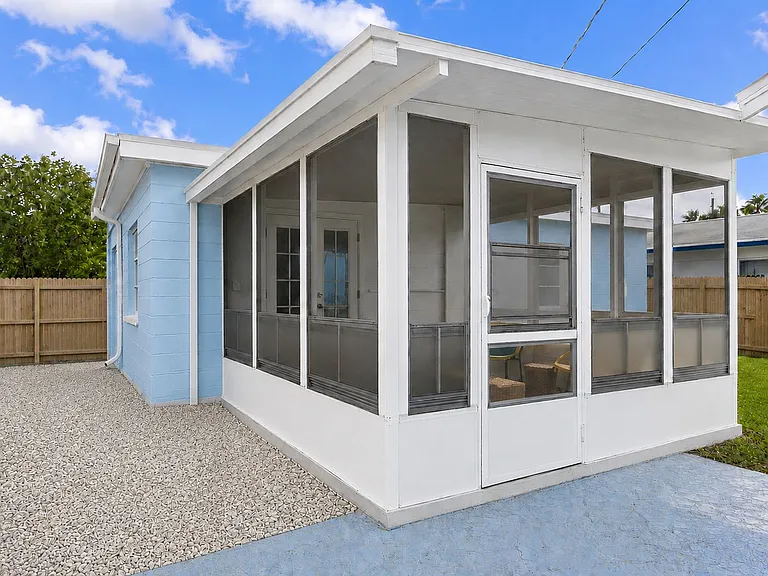 14034 Marguerite Dr — Photo 16