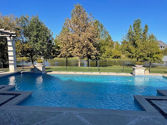 3rd image of 5407 Fleming Rock Ln
