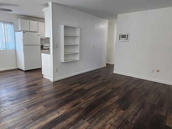 3rd image of 4881 70th St APT 1