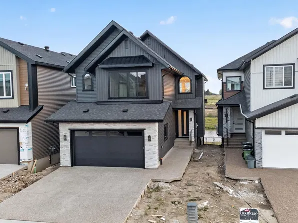 8791 Mayday Ln SW, Edmonton, AB T6X 2L3
