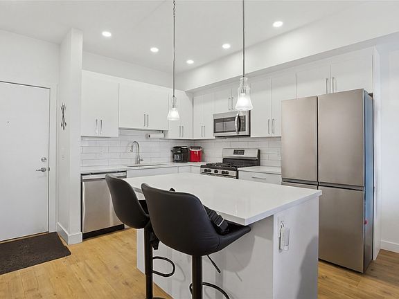2nd image of 2046 Robson Pl #316