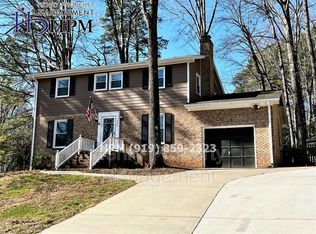 1026 Winwood Dr, Cary, NC 27511