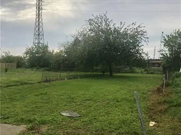 2026 Feliciana St, New Orleans, LA 70117