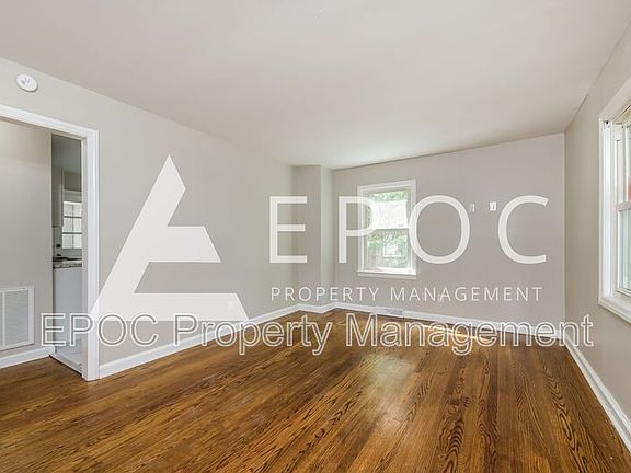 4th image of 1305 Caldwell St