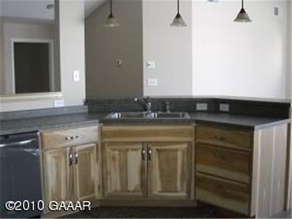 5th image of 709 BAYVIEW #709