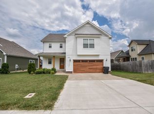 727 Valencia Dr, Clarksville, TN 37043