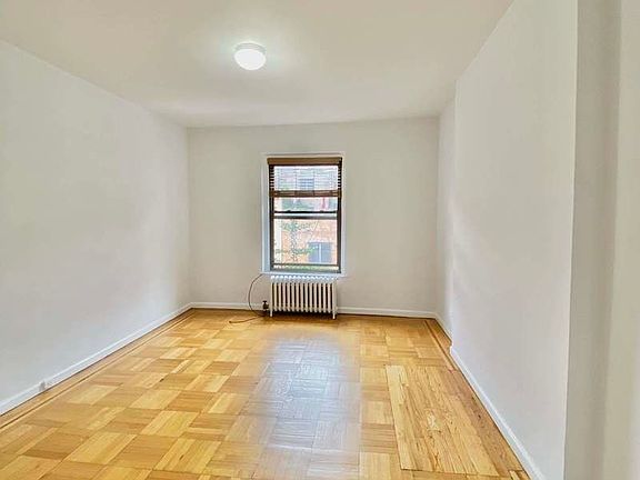 2nd image of 61 Carmine St APT 4A