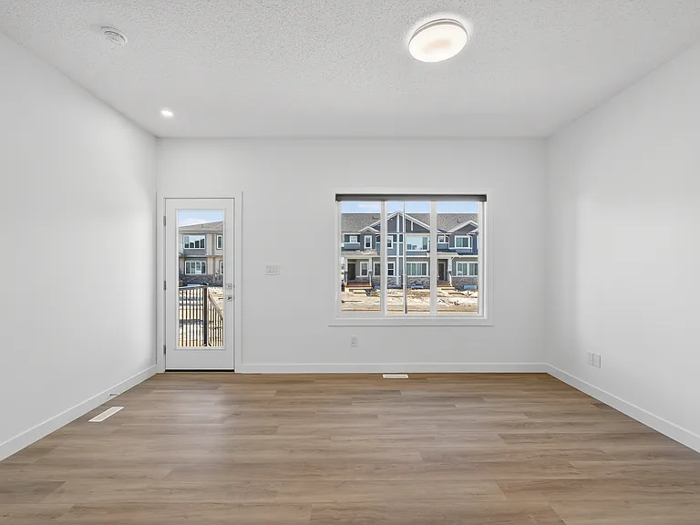 516 Black Stone Blvd — Photo 3
