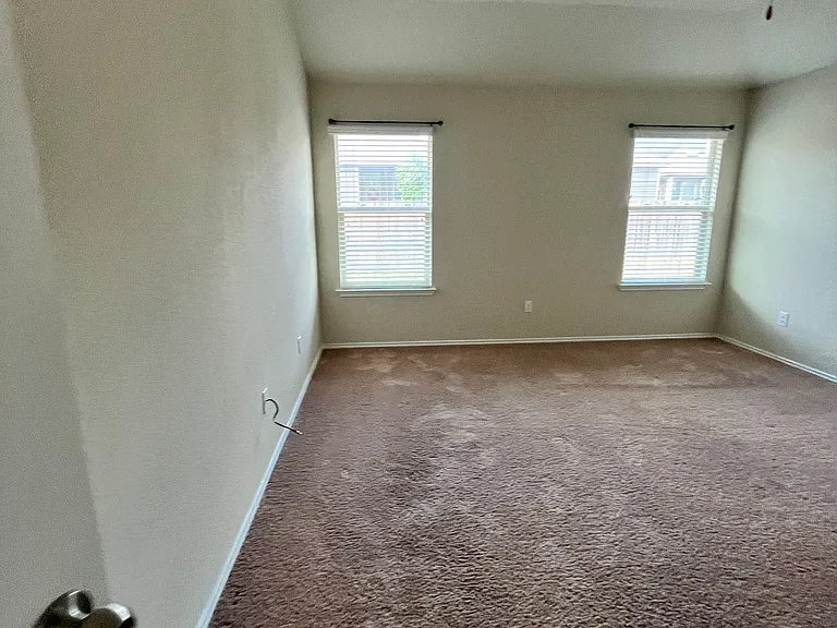 3009 Jackal Dr — Photo 27