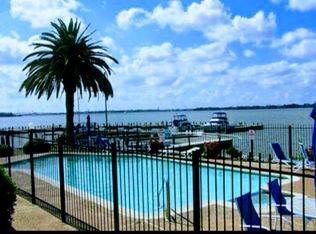 212 Yacht Club Ln, El Lago, TX 77586