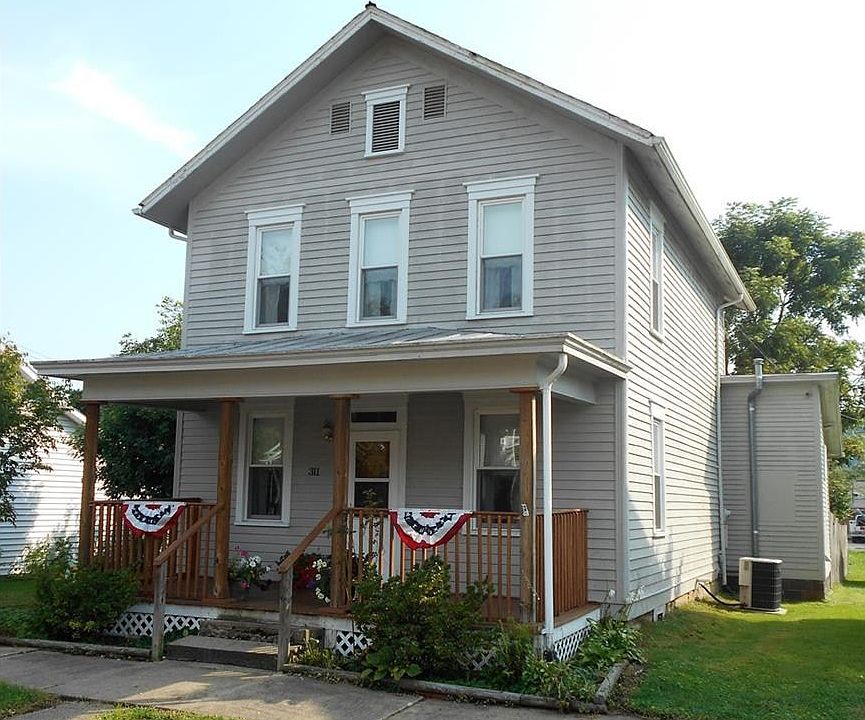 311 4th St. Lowell, Ohio