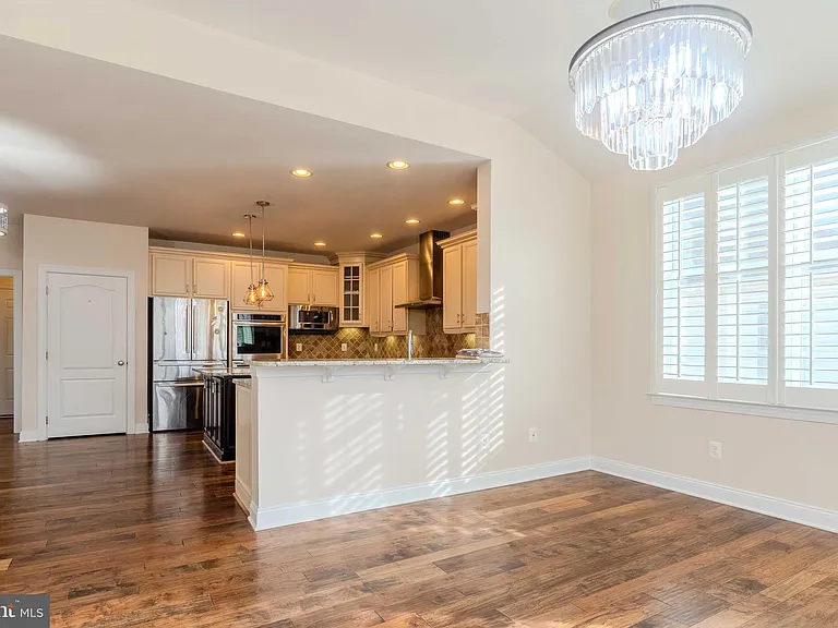 15316 Admiral Baker Cir — Photo 26