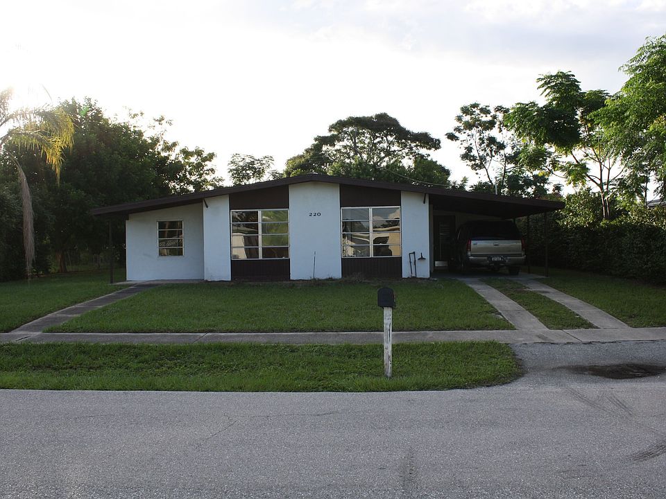 1st image of 220 Dalton Blvd