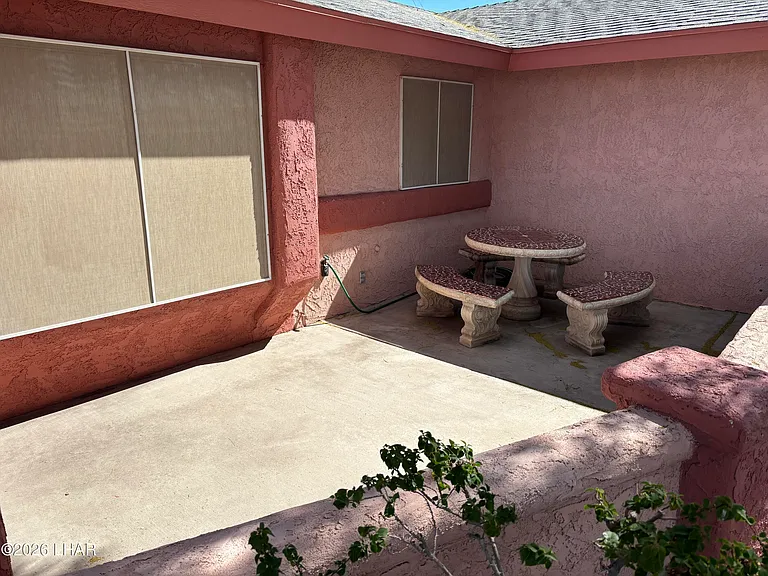1829 Beavertail Dr — Photo 3