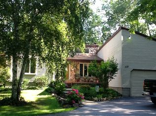 520 Basket Rd, Webster, NY 14580