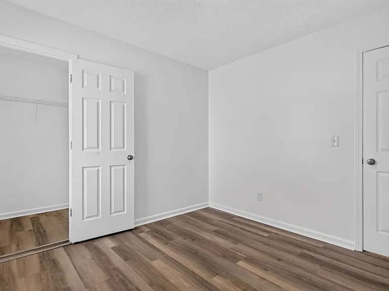20 Kimpton Dr — Photo 23