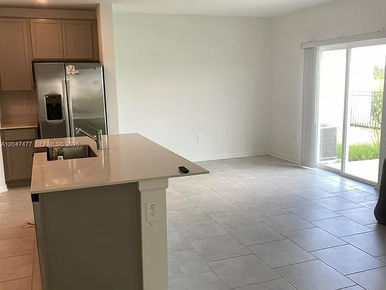 537 Bell Prairie Cir — Photo 17