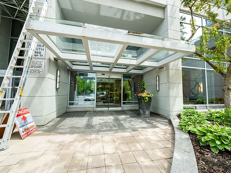 4968 Yonge St #712 — Photo 4