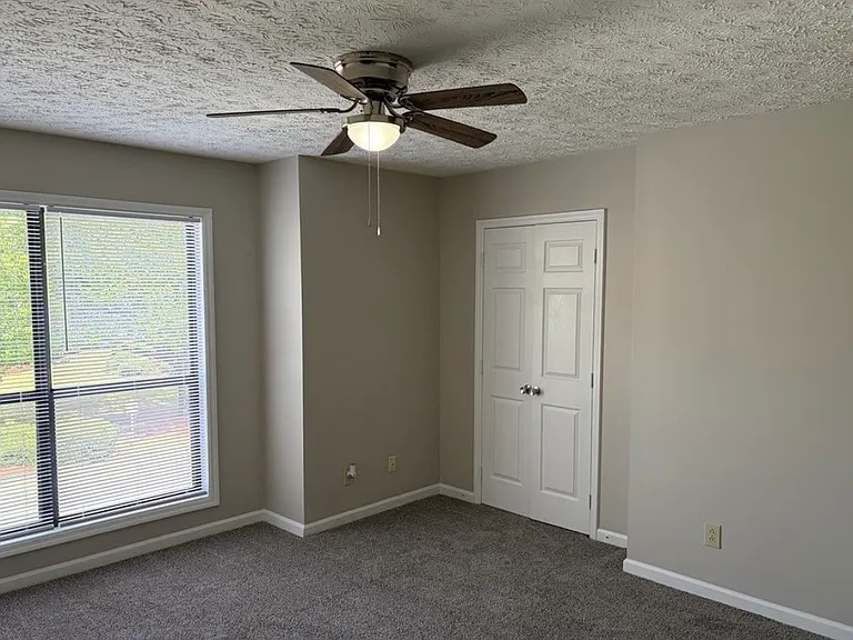 182 Aloha Dr — Photo 13