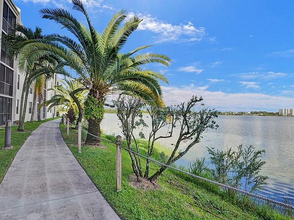 3rd image of 116 Lake Emerald Drive #107