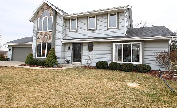 2nd image of 9305 S Oak Creek Ct