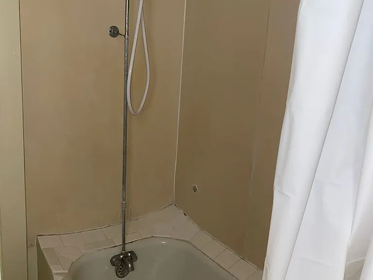 1065 La Cadena — Photo 13