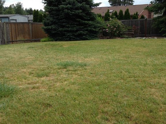 2nd image of 411 203rd Street Ct E