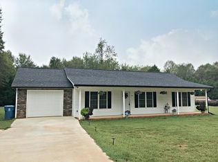 2691 Cedar St, Conover, NC 28613