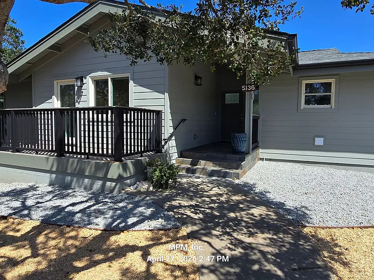 5136 Hillcrest Dr — Photo 6
