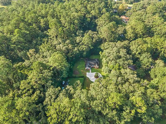 3rd image of 7793 Mahan Dr