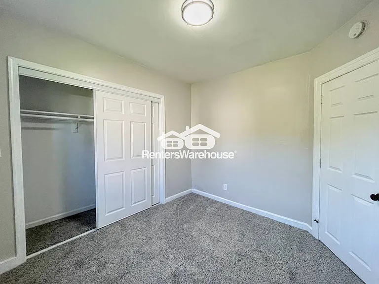 940 Willis St — Photo 23