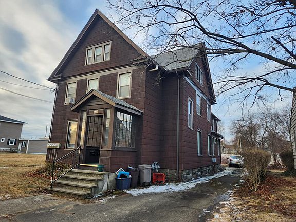 2nd image of 661 Park Pl #A