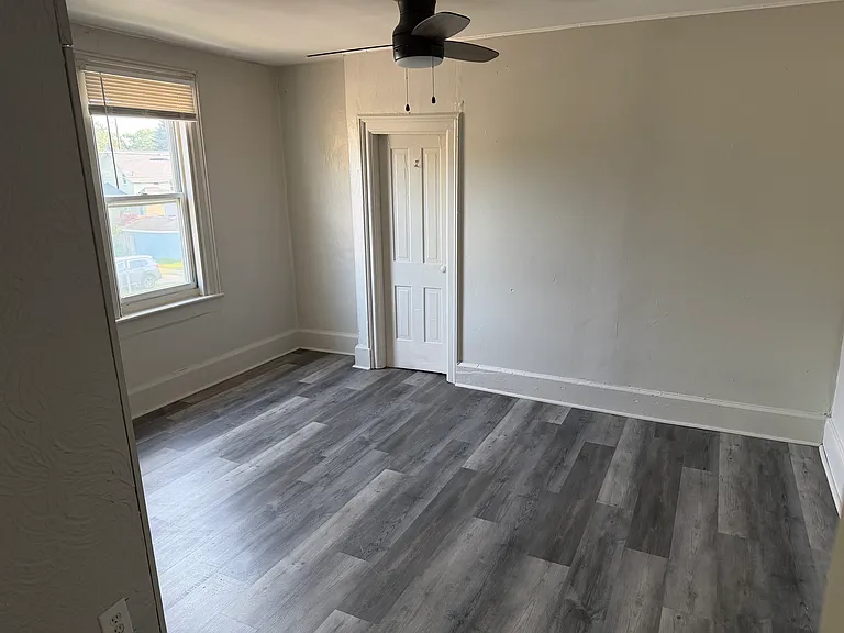 2201 Willow St #2 — Photo 5