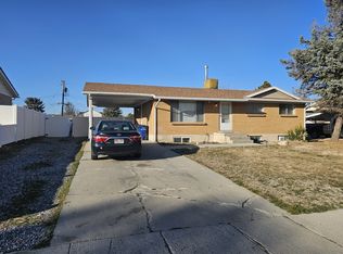1622 W Rundquist Dr, West Jordan, UT 84084