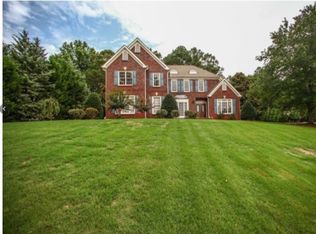 490 Powers Court Ave, Milton, GA 30004