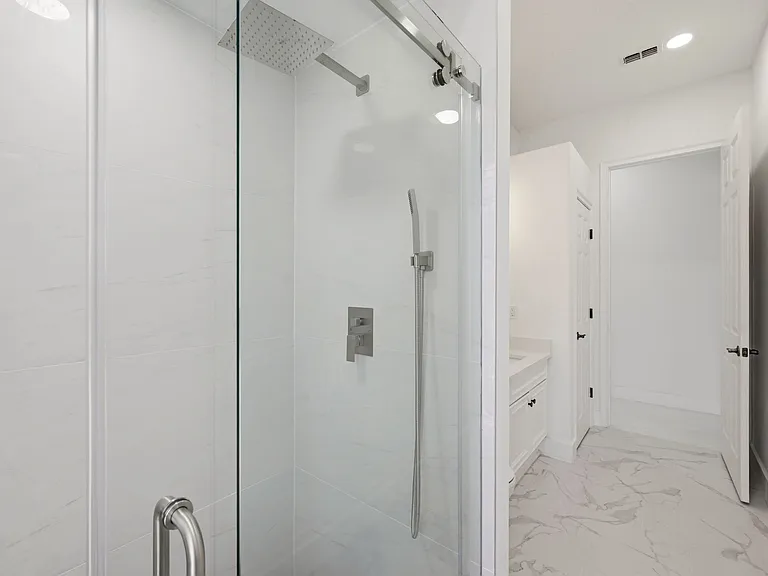 5224 Vistamere Ct — Photo 43